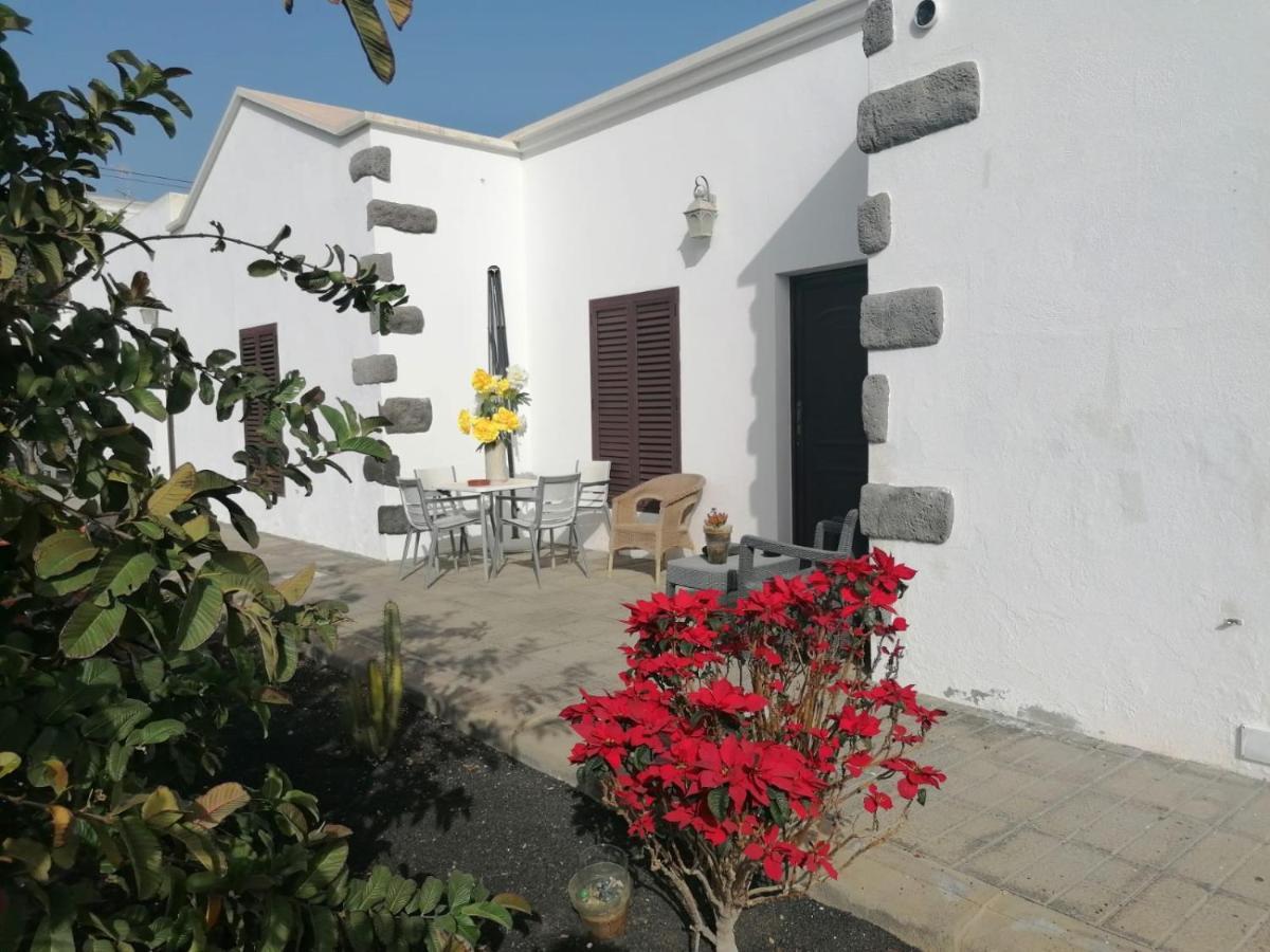 Casa Tilama Número 28 Uga Bagian luar foto