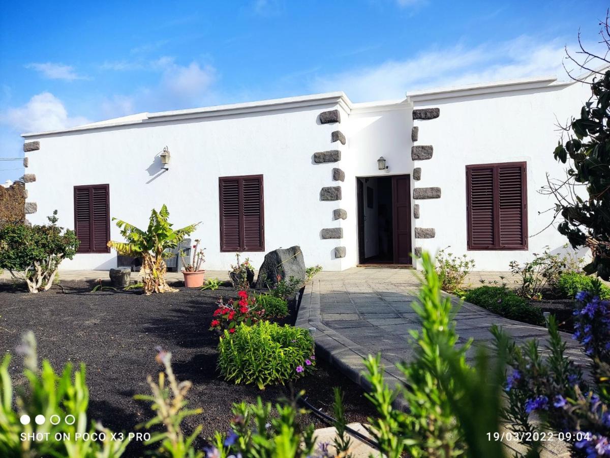 Casa Tilama Número 28 Uga Bagian luar foto